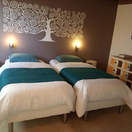 Le Grangeon Bed & Breakfast Cruis ภายนอก รูปภาพ